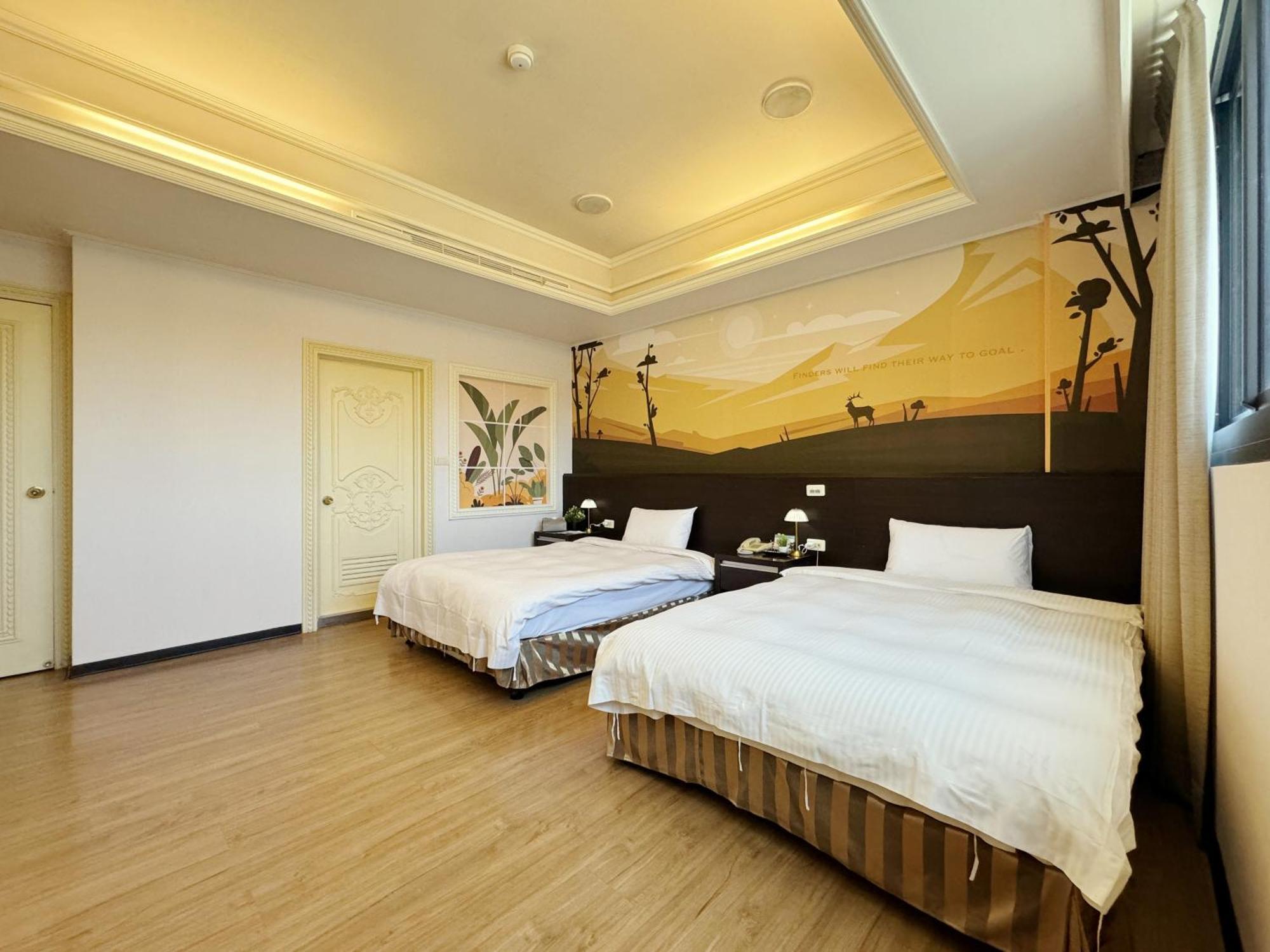 Finders Hotel Hualien Station Room photo